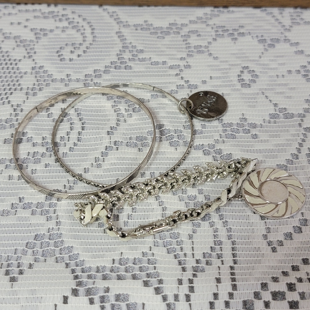 Random Bracelet Bundle - image 8